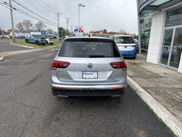 2021 Volkswagen Tiguan SE - Photo 6