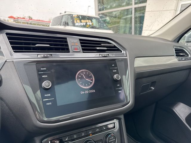 2021 Volkswagen Tiguan SE - Photo 14