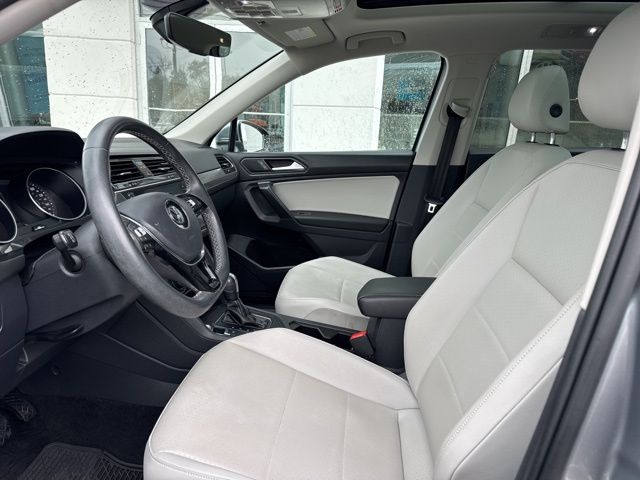 2021 Volkswagen Tiguan SE - Photo 9
