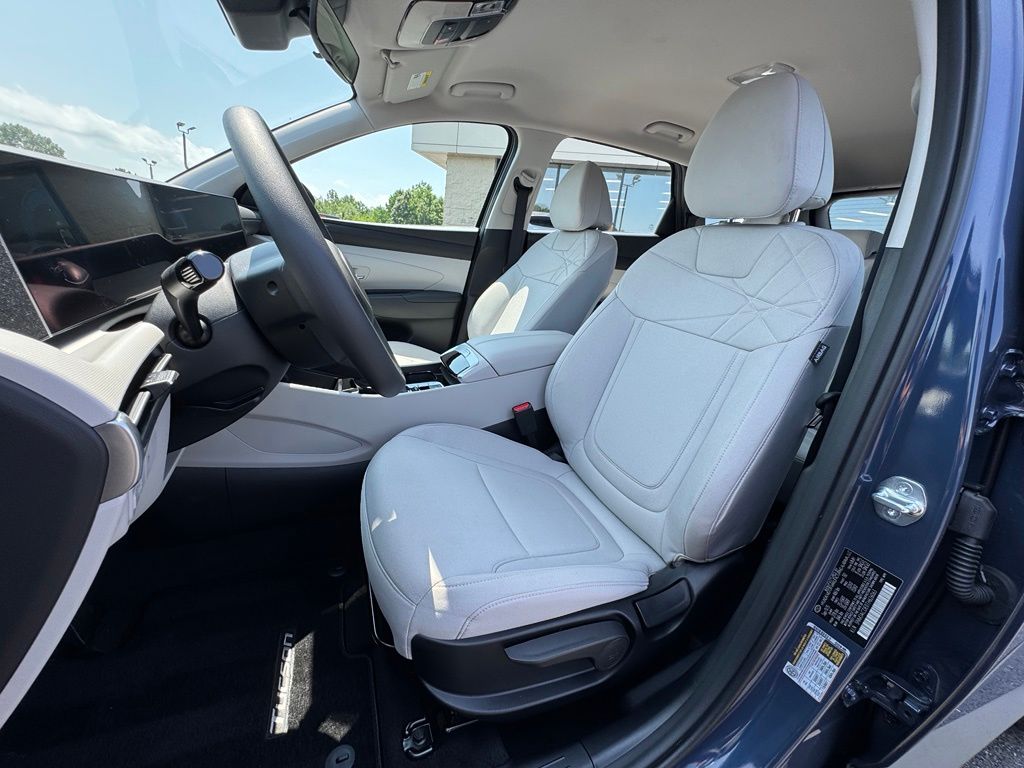2026 Hyundai Tucson SE - Photo 35