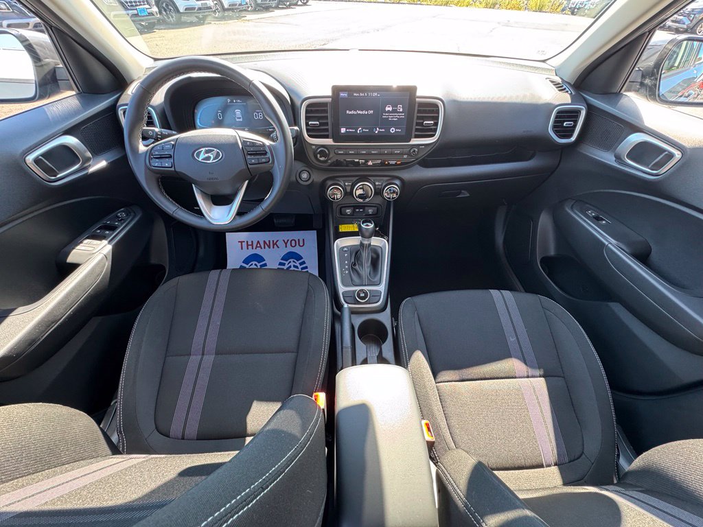 2024 Hyundai Venue SEL - Photo 13