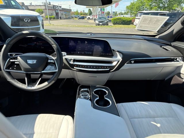 2025 Cadillac LYRIQ Sport 1 - Photo 8