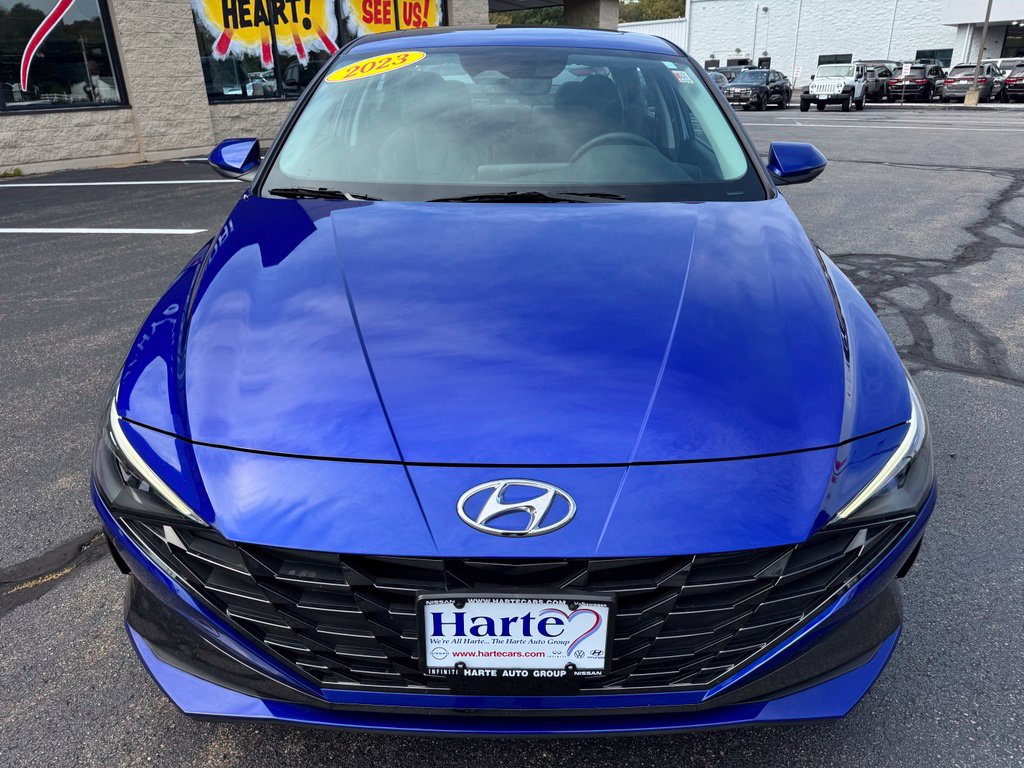 Used 2023 Hyundai Elantra Limited Sedan