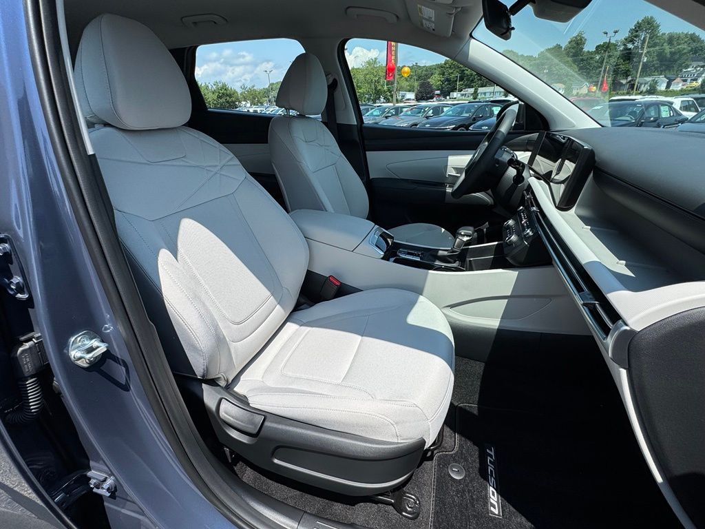 2026 Hyundai Tucson SE - Photo 31