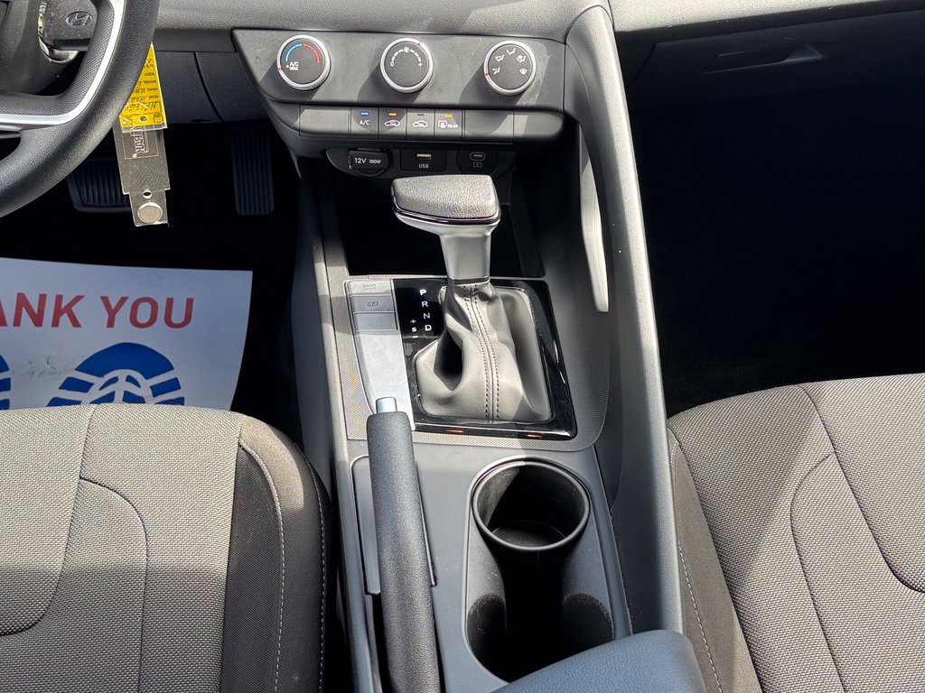 2024 Hyundai Elantra SE - Photo 16