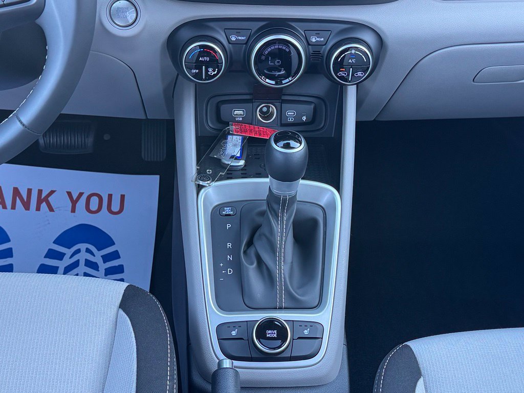 2026 Hyundai Venue SEL - Photo 17