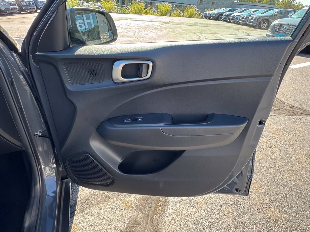 2024 Hyundai Venue SEL - Photo 27