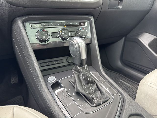2021 Volkswagen Tiguan SE - Photo 16