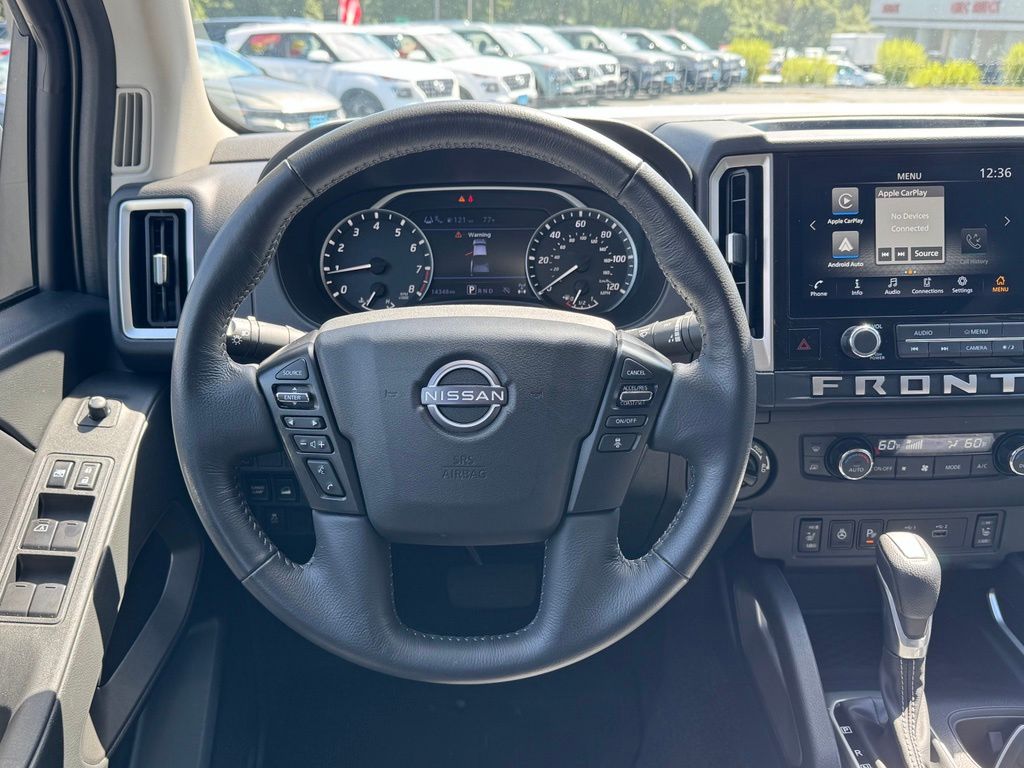 2025 Nissan Frontier SV - Photo 17