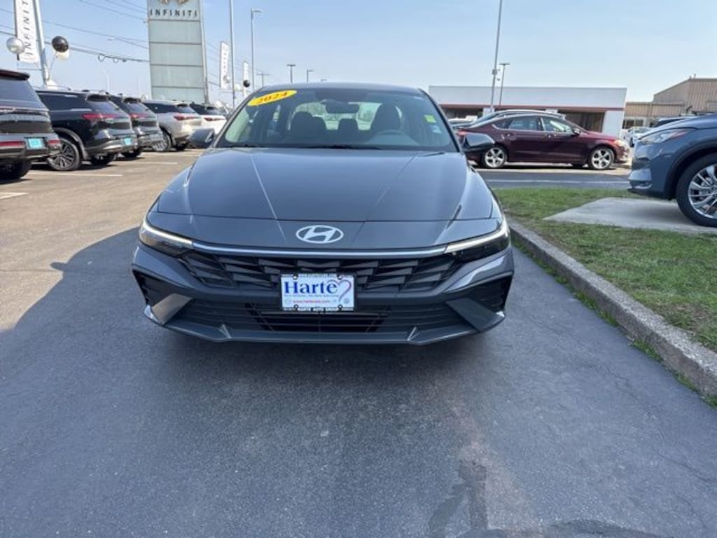 Used 2024 Hyundai Elantra SEL Sedan