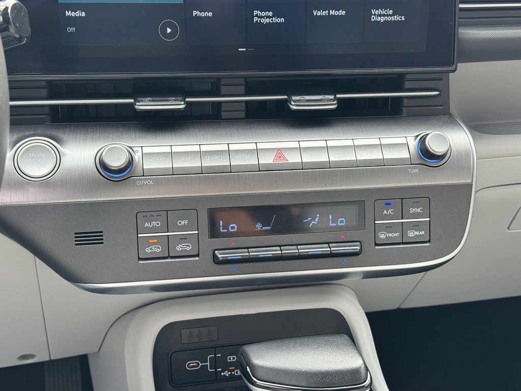 2024 Hyundai Kona SEL - Photo 19