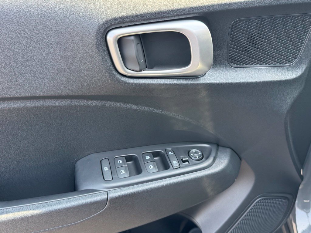 2026 Hyundai Venue SEL - Photo 38