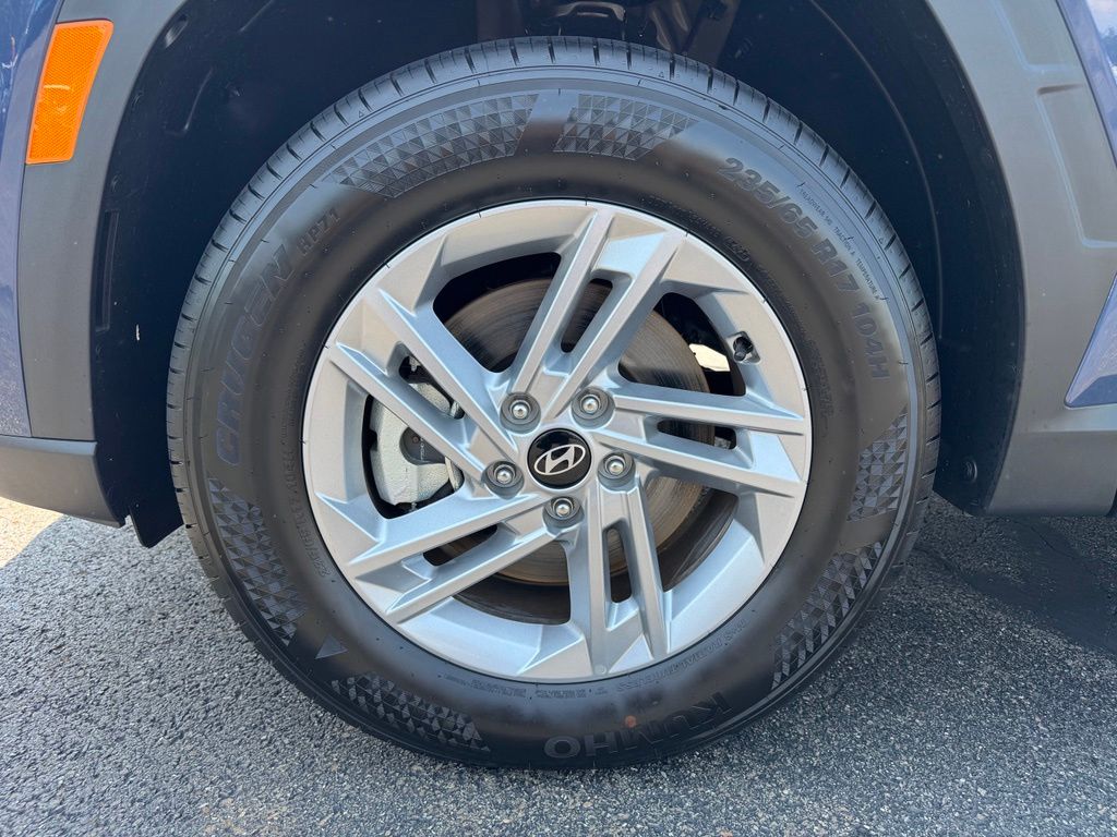 2026 Hyundai Tucson SE - Photo 9