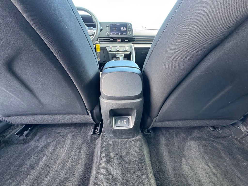 2024 Hyundai Elantra SE - Photo 12
