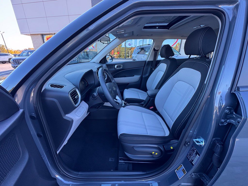 2026 Hyundai Venue SEL - Photo 32