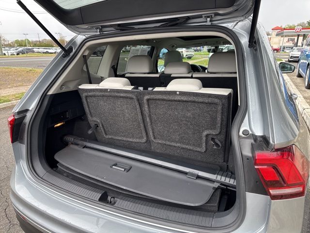 2021 Volkswagen Tiguan SE - Photo 22