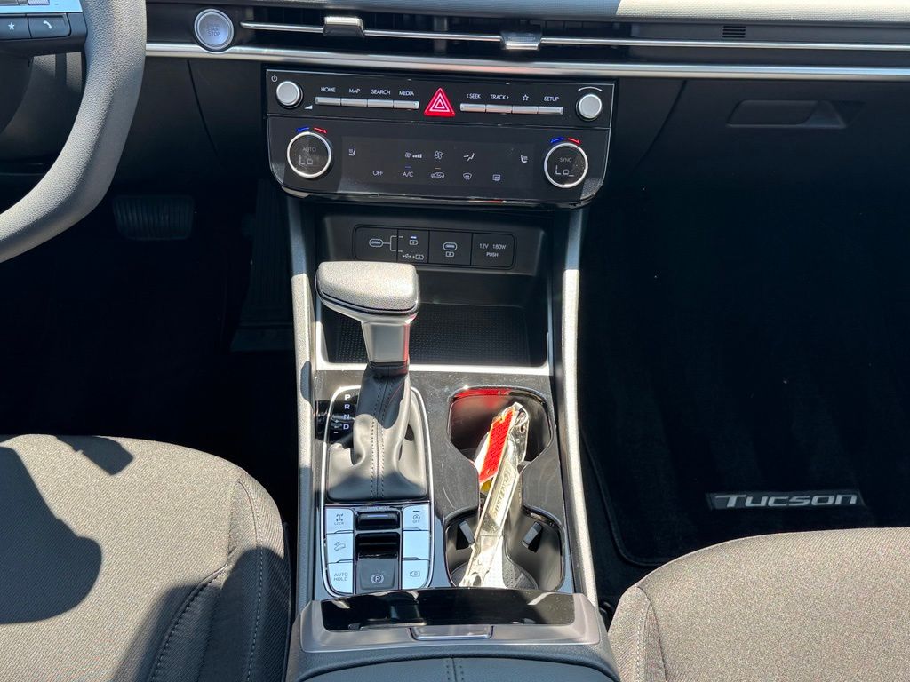 2026 Hyundai Tucson SEL - Photo 16