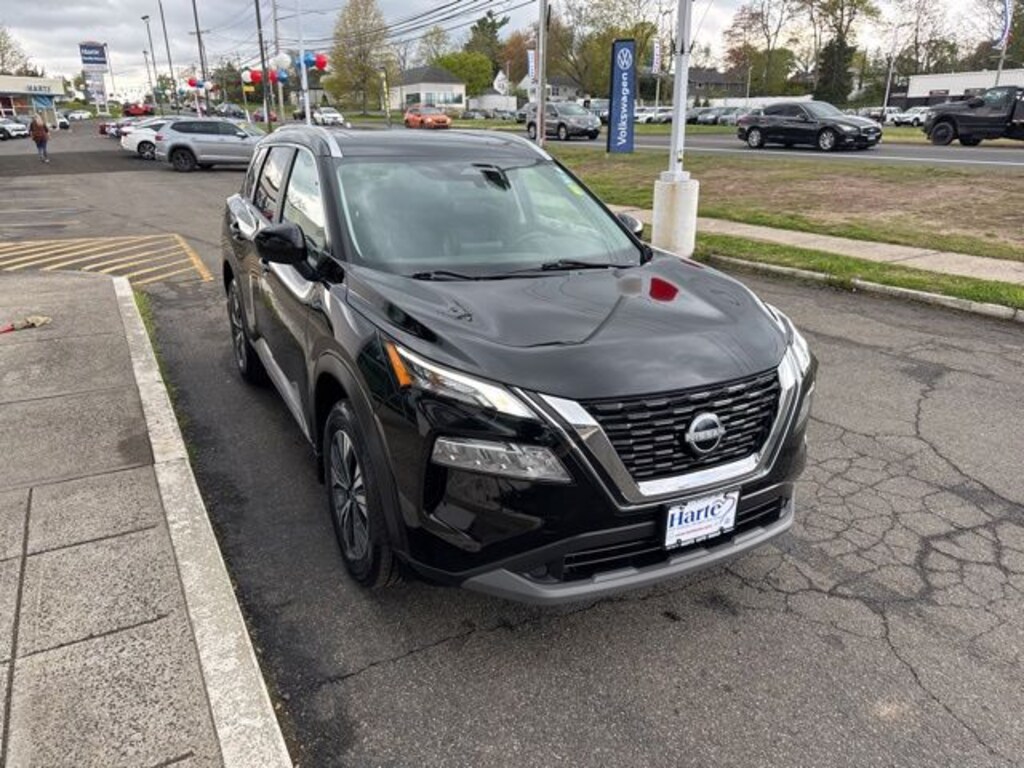 Used 2023 Nissan Rogue SV SUV
