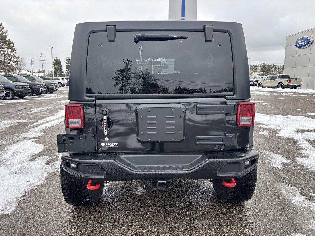 Used 2015 Jeep Wrangler Unlimited Rubicon SUV
