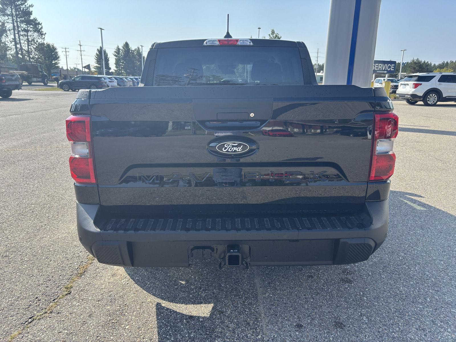 2025 Ford Maverick XLT photo 2