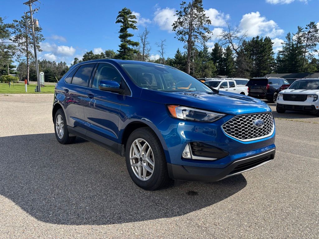 2023 Ford Edge