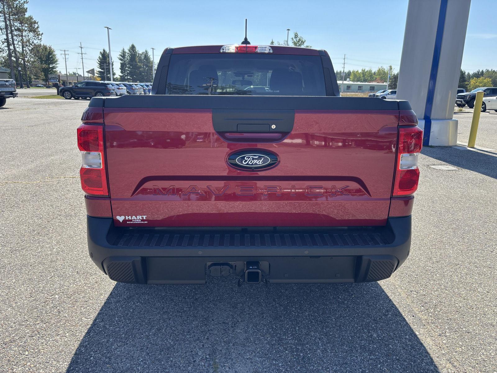 2025 Ford Maverick XLT photo 3