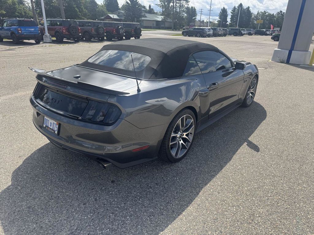 2016 Ford Mustang GT Premium - Photo 7