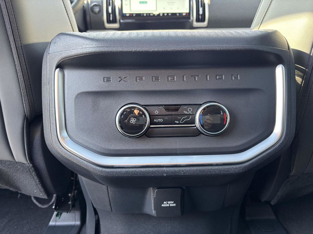 2025 Ford Expedition Active - Photo 29