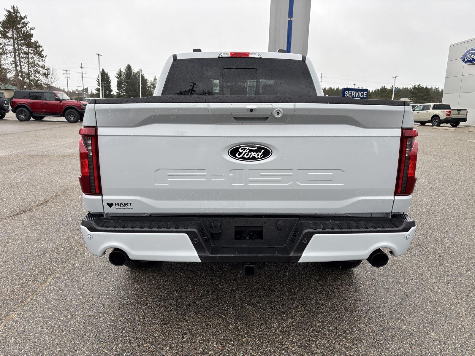 2025 Ford F-150 XLT photo 3