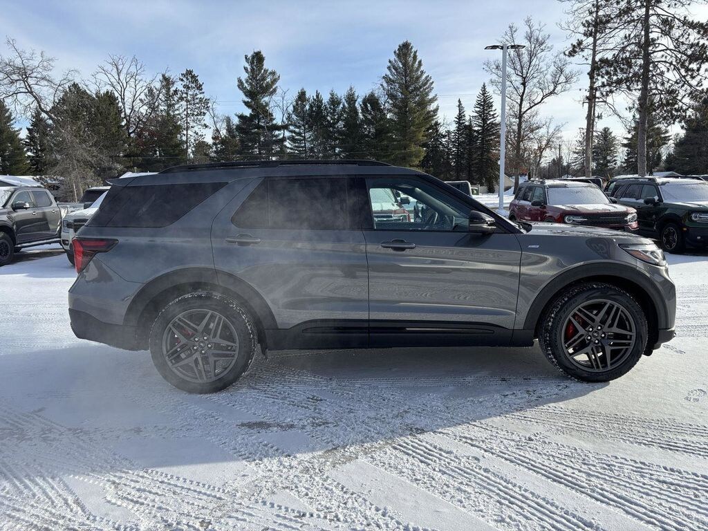 New 2026 Ford Explorer ST-Line SUV