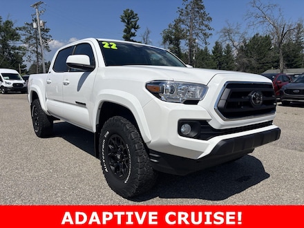 2022 Toyota Tacoma 4WD SR5 Truck