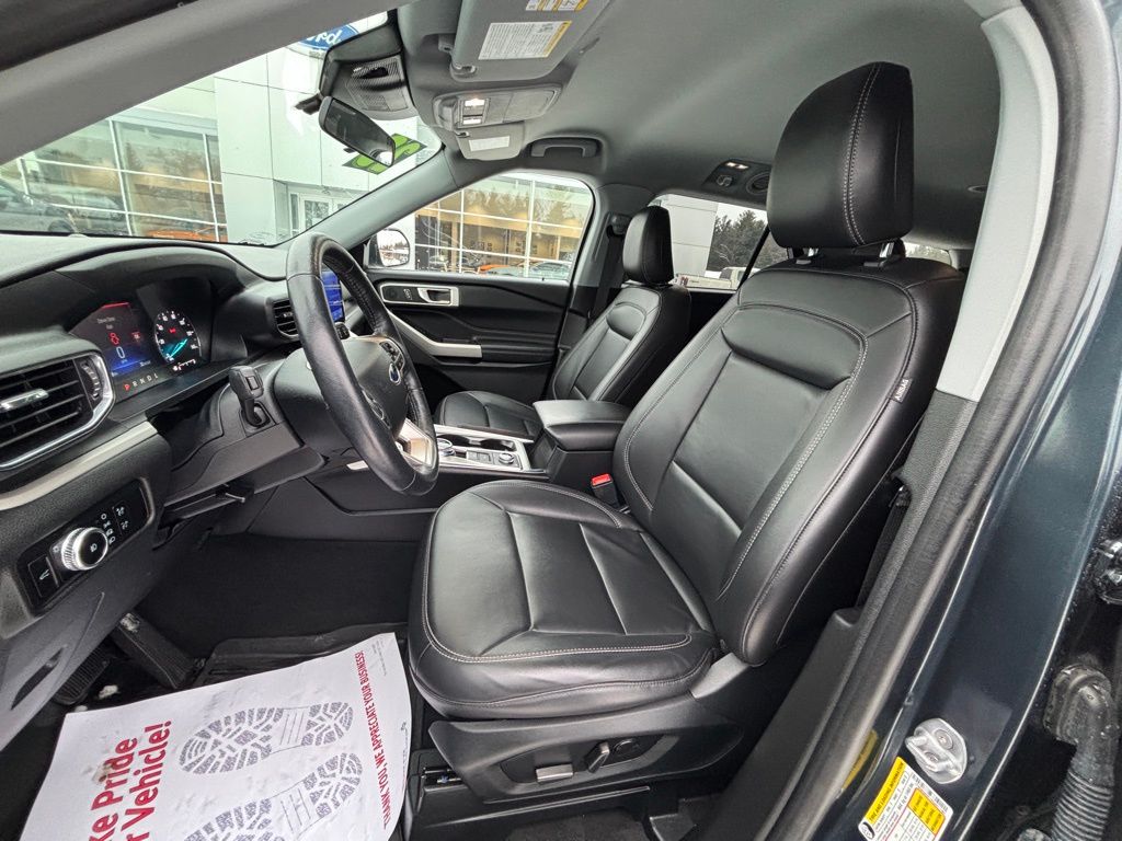 2023 Ford Explorer XLT - Photo 13