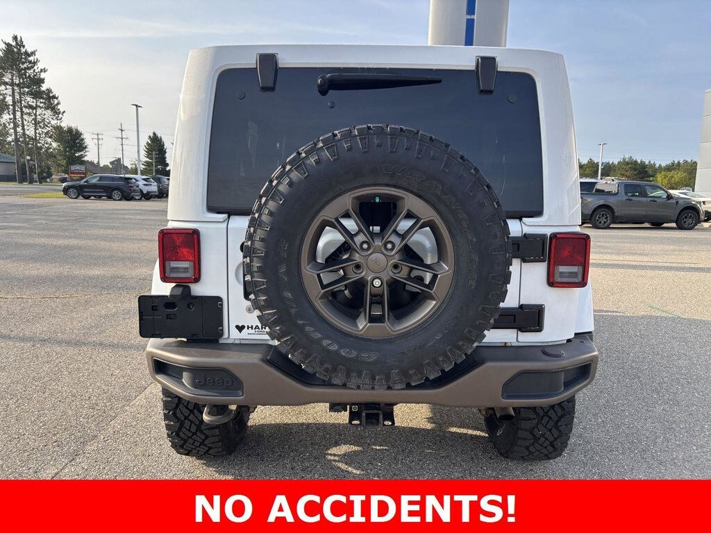 Used 2017 Jeep Wrangler Unlimited Sahara SUV