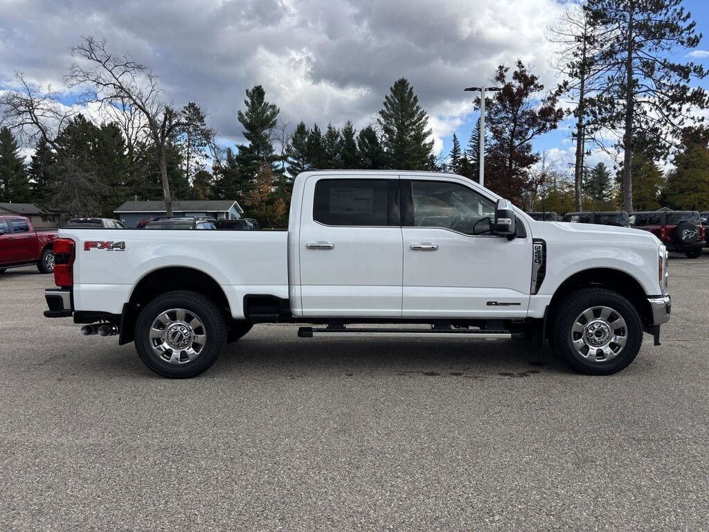 New 2026 Ford F-250SD Lariat Truck