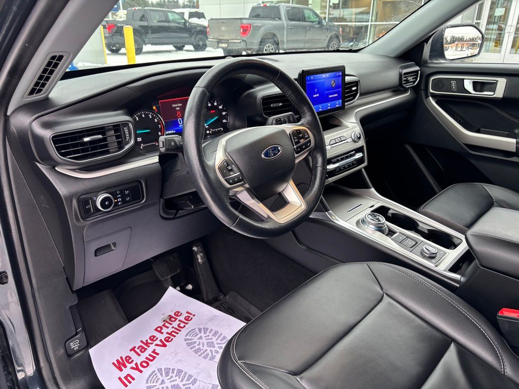 2023 Ford Explorer XLT - Photo 23
