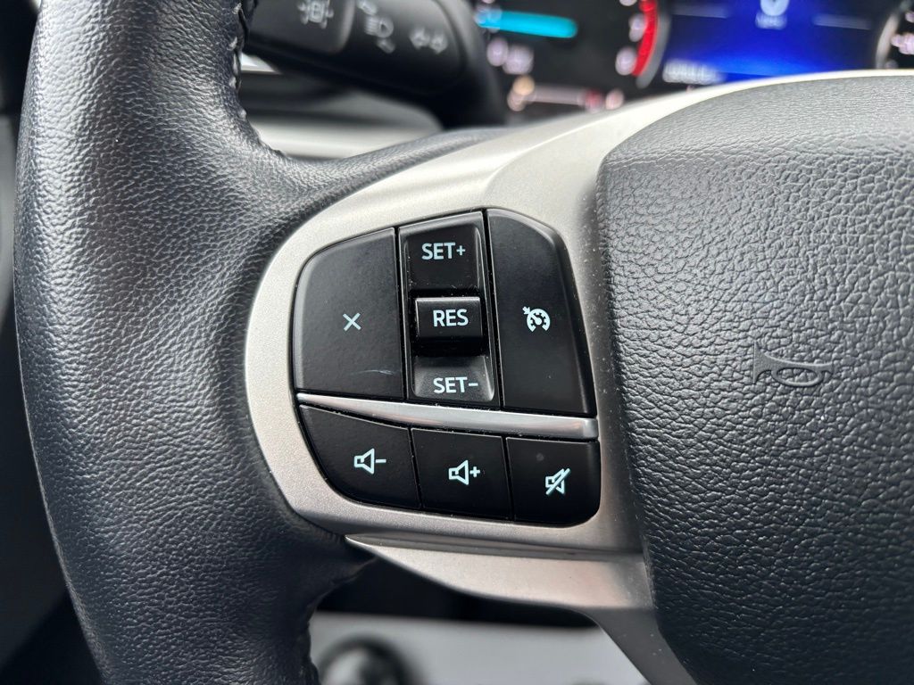 2023 Ford Explorer XLT - Photo 31
