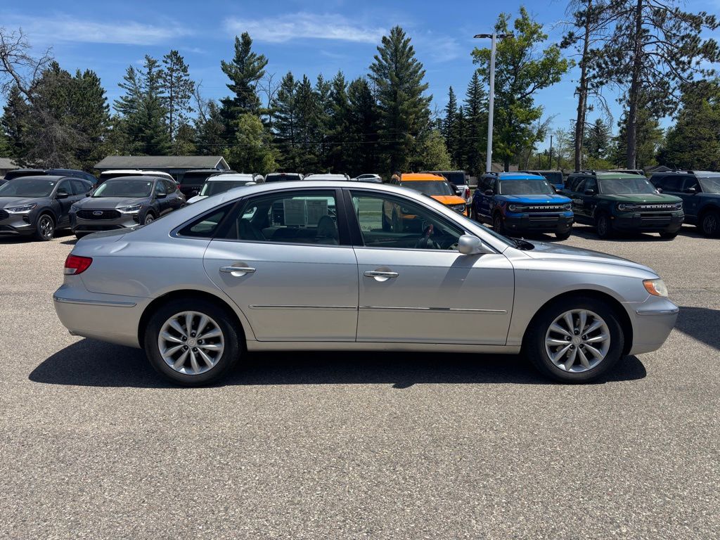 Used 2007 Hyundai Azera Limited with VIN KMHFC46FX7A213509 for sale in Roscommon, MI