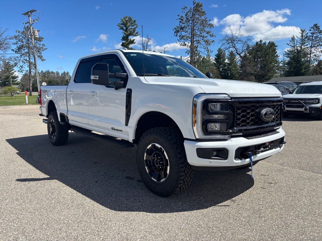 2026 Ford F-350 Lariat 4x4 Crew Cab 6-3/4' Box SRW's photo