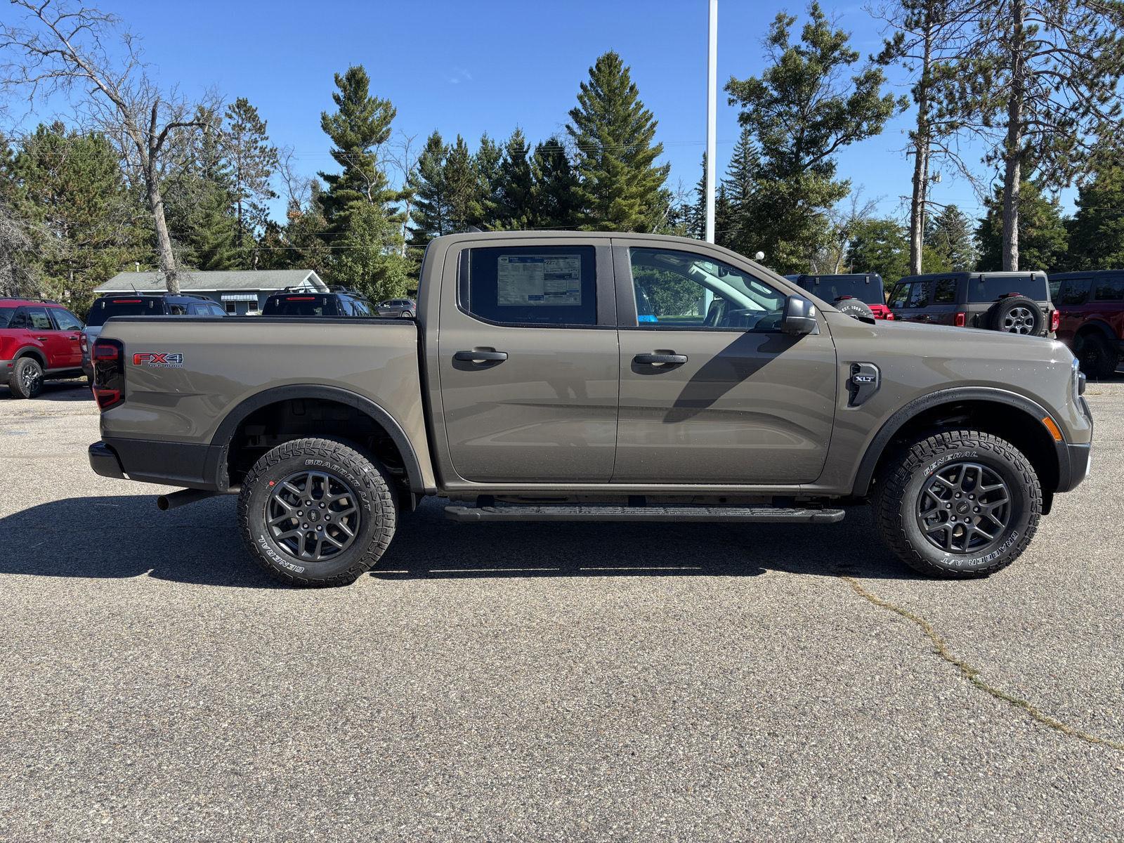 2025 Ford Ranger XLT photo 2