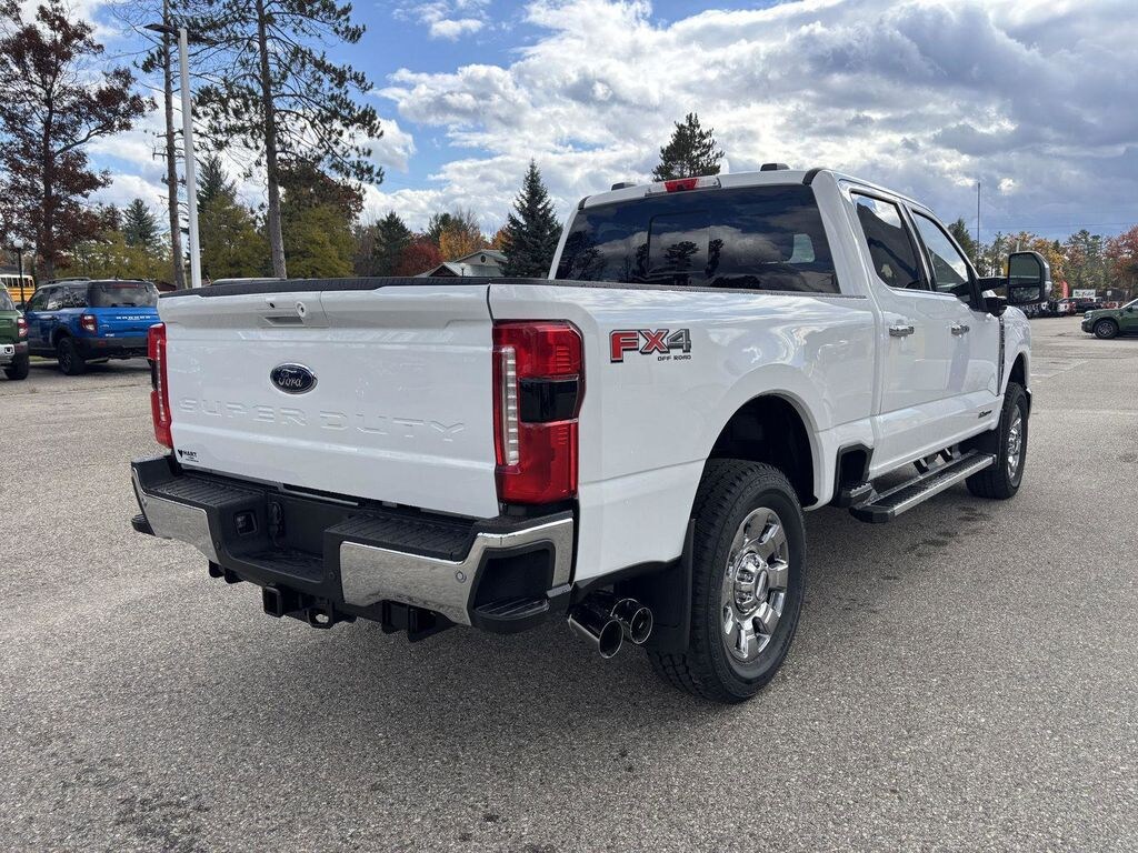 New 2026 Ford F-250SD Lariat Truck