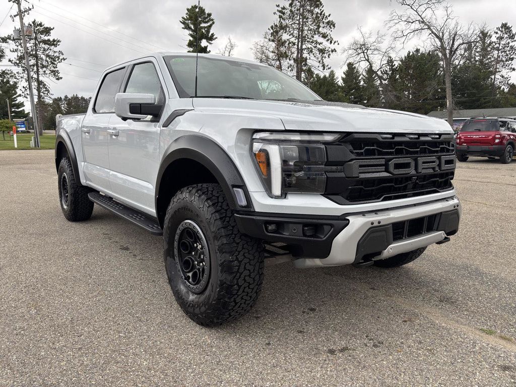 2025 Ford F-150 Raptor's photo