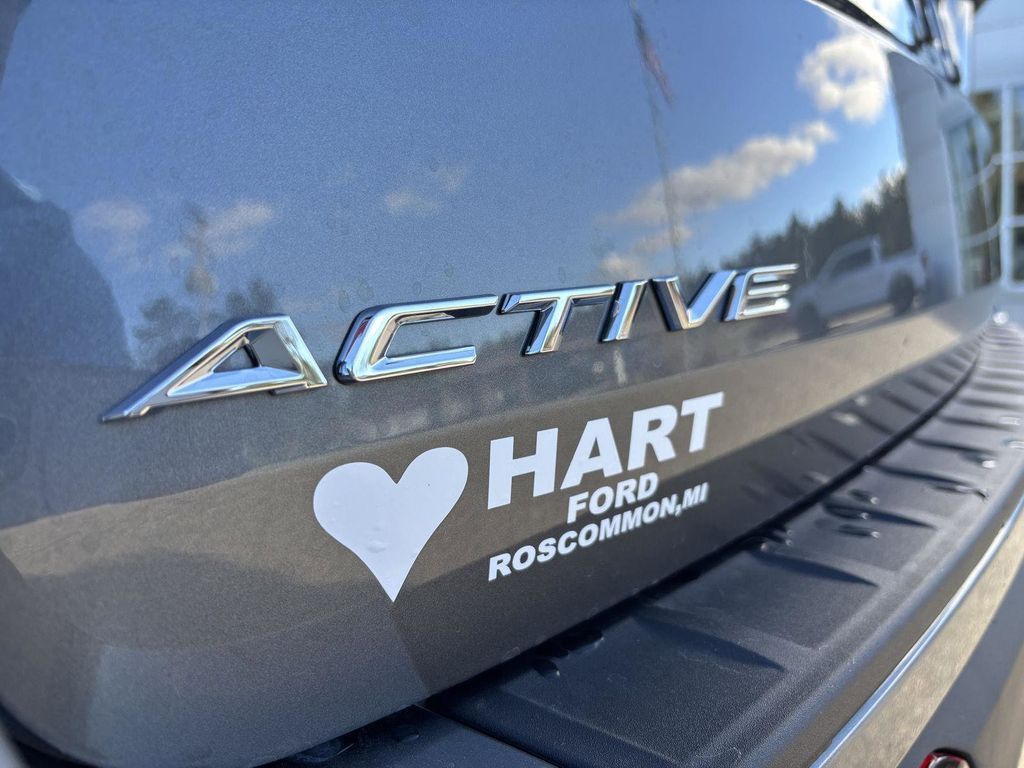 2026 Ford Explorer Active - Photo 11
