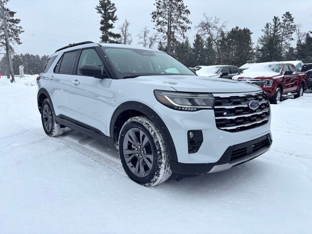 2026 Ford Explorer Active's photo