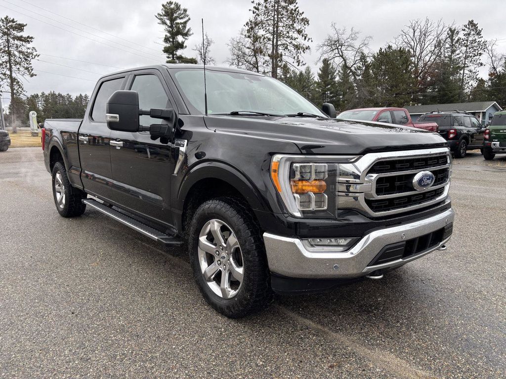 2021 Ford F-150 XLT's photo