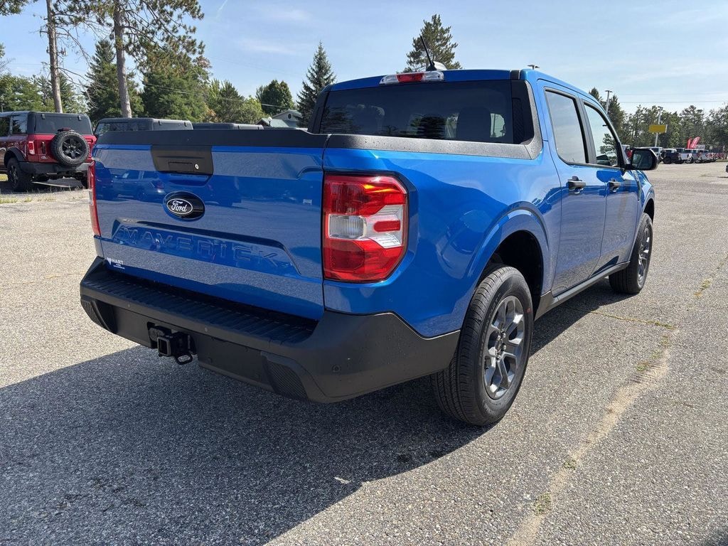 New 2025 Ford Maverick XLT Truck