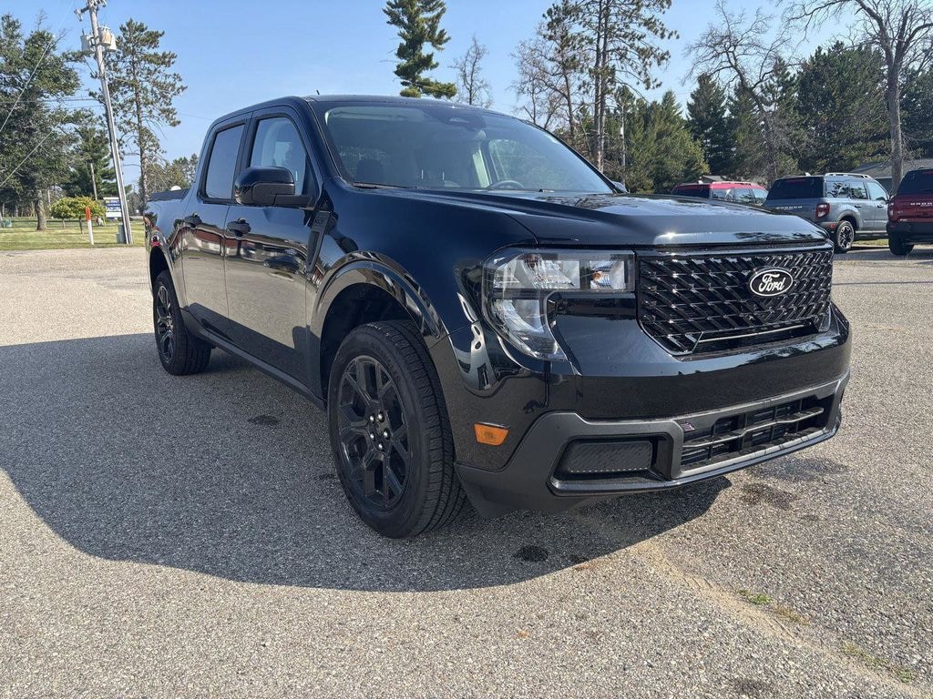 New 2025 Ford Maverick XLT Truck