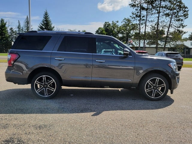 Used 2021 Ford Expedition Limited with VIN 1FMJU2AT3MEA40705 for sale in Roscommon, MI