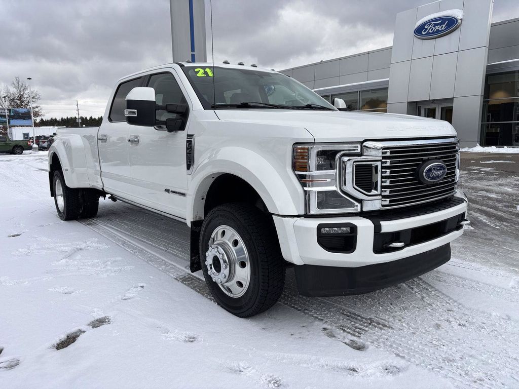 2021 Ford F-450 Super Duty Limited's photo