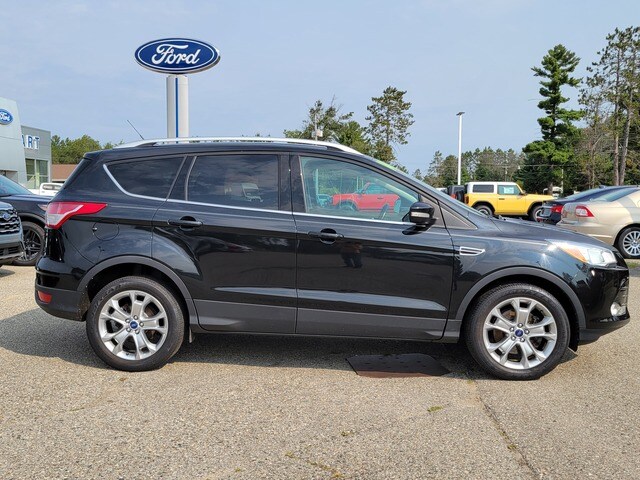 Used 2014 Ford Escape Titanium with VIN 1FMCU9JX1EUA37331 for sale in Roscommon, MI