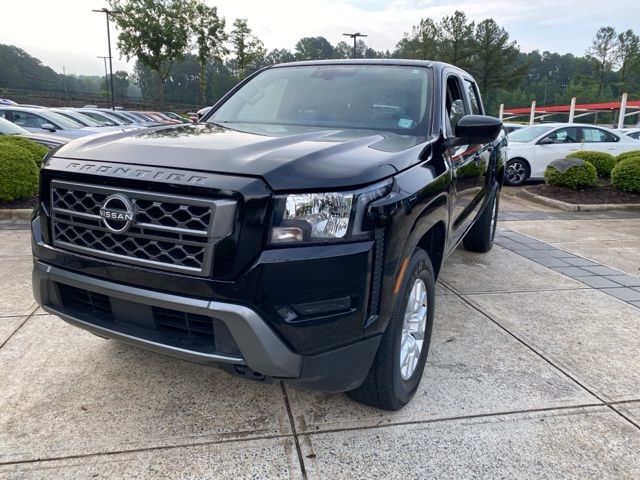 2023 Nissan Frontier SV photo 4
